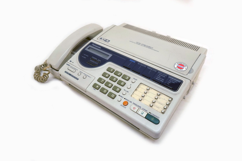 telefono fax gris claro panasonic contestador 6-11x38x30 (14eu.) 1u